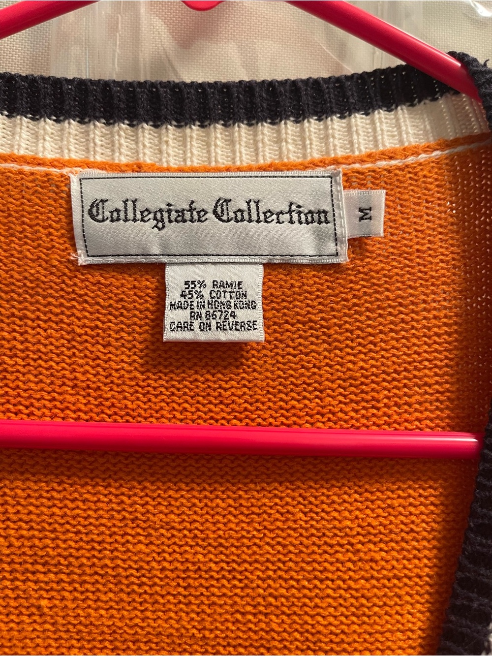 Vintage Collegiate Collection UT TN Orange Knit Vest, Power T Blocks, W Medium - Picture 2 of 5